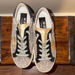Golden Goose Leopard Print Low-Top Sneakers with Gold Star